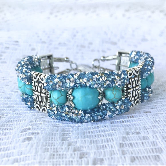 Nordstrom Jewelry - Nordstrom} Turquoise/Austrian Crystal Bracelet